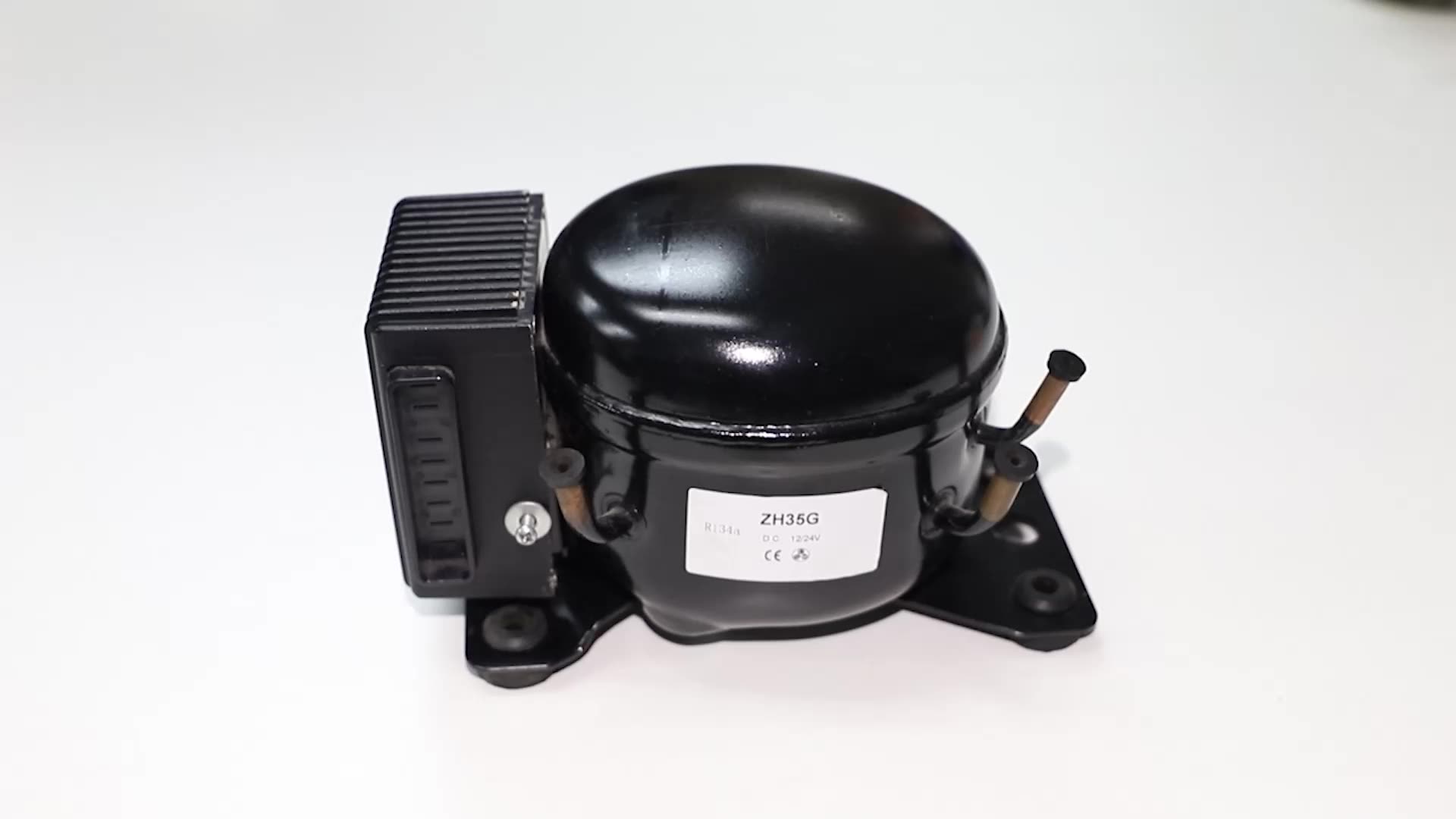 220240v Refrigeration Parts R134a Freezer Refrigerator Compressor