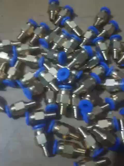 Oil pump nozzle connector Slider Quick connection nozzle Lubrication oiler Card sleeve Oil circuit Copper pipe straight through engraving machine accessories