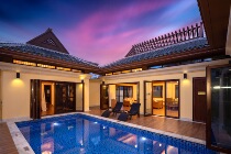 亚龙湾轻奢独栋泳池别墅(龙溪路分店)轻奢泳池4房·麻将烧烤厨房