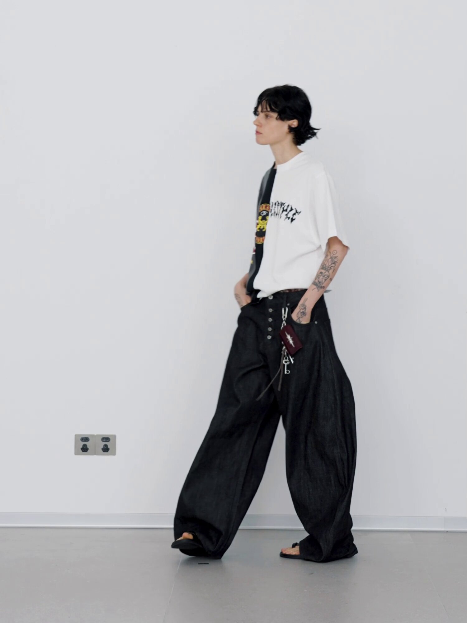 Peoplesense black raw denim wide-leg jeans: effortlessly stylish