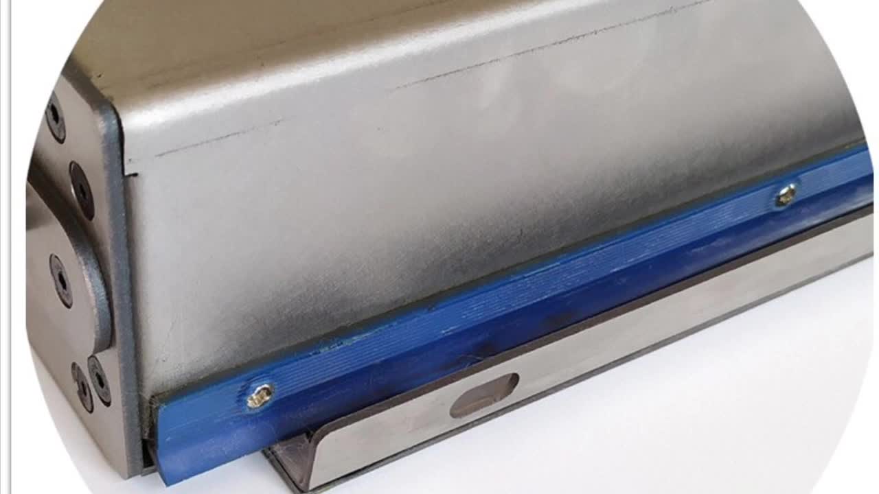 Flexible Retractable Automatic Safety Roll Up Way Cover For Cnc Lathes