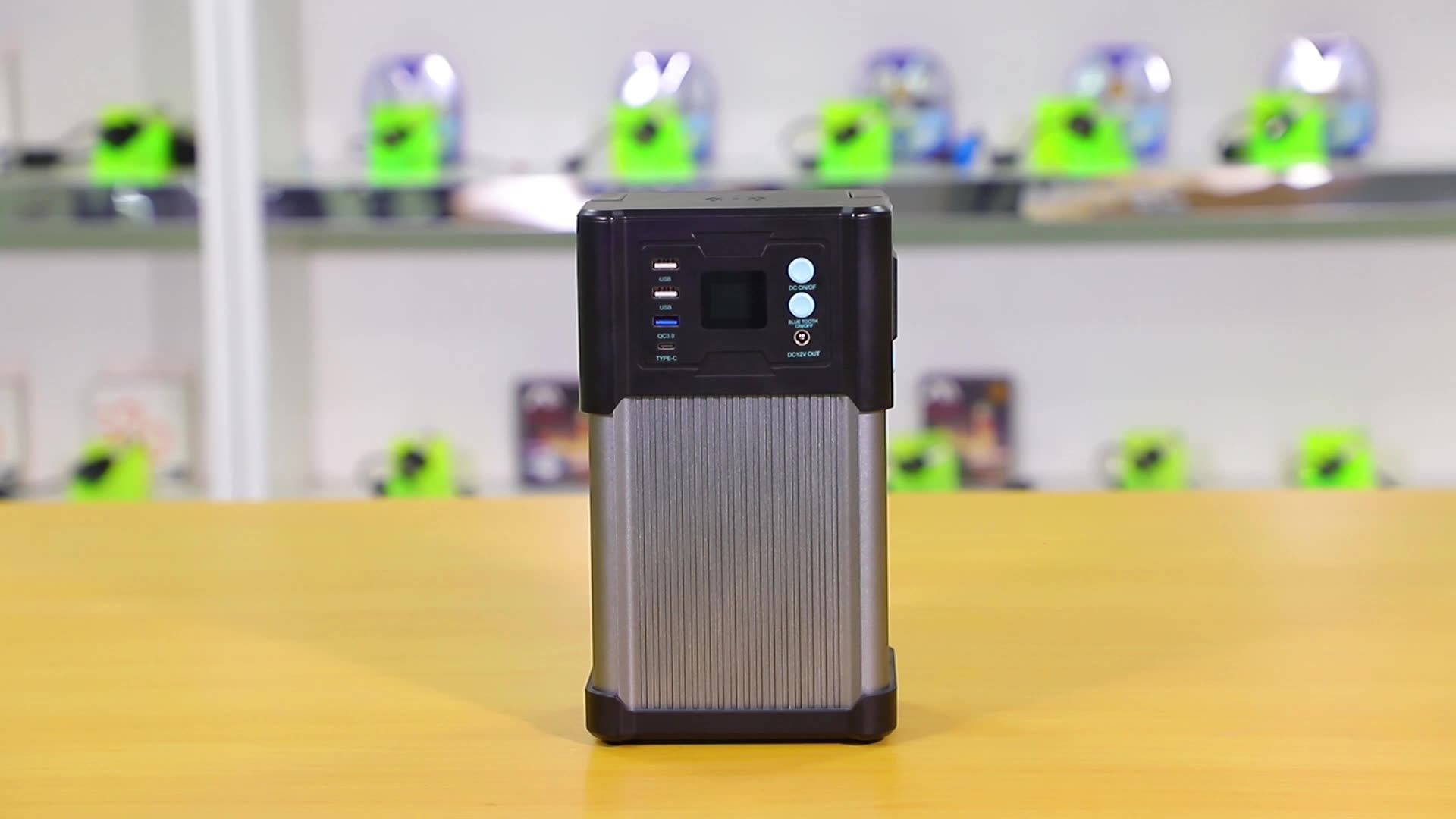 Matec Flashlight Cell Phone Battery Backup Pack Box 220v Portable Power