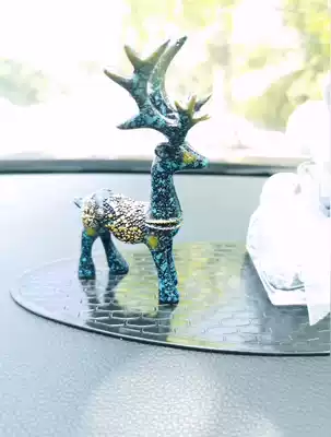 Safe on the road Deer net red car decoration men and women car ins wind high-end atmospheric car supplies Daquan