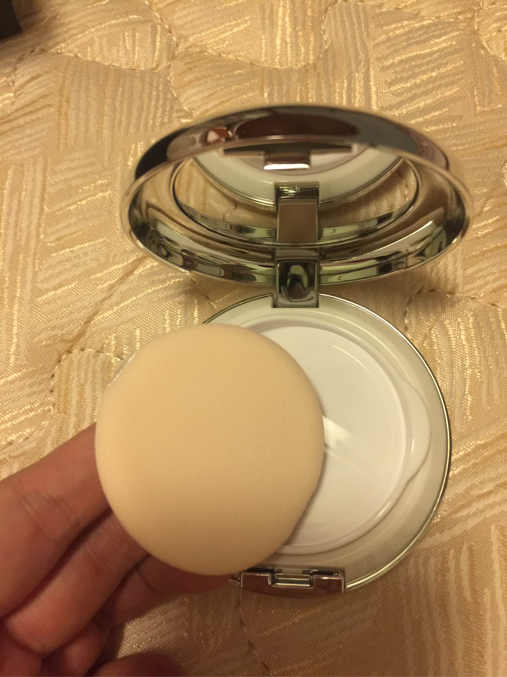 MAC/魅可海洋亮白气垫怎么样是哪个国家的牌子，热门产品亲自试验,第6张