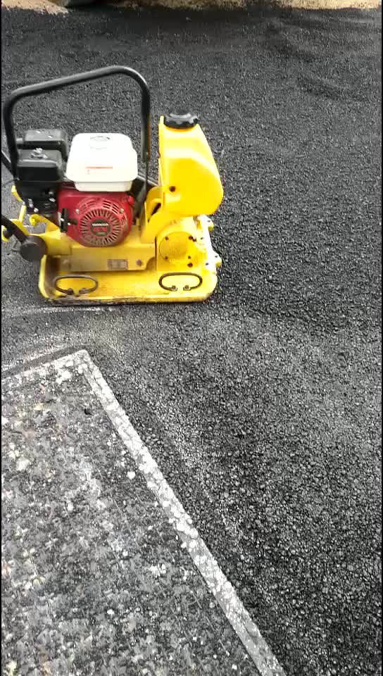 Dynamic Forward Plate Compactor Machine With High Compaction