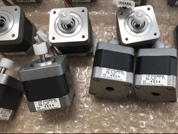 Brand new original Japanese stepping motor KH42JM2B162 warehouse spot lightning shipment