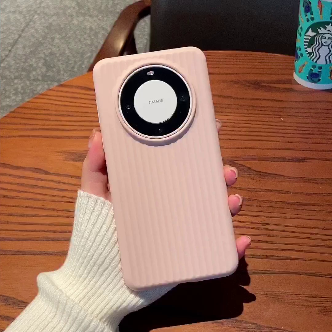 华为Mate60Pro+特殊。粉色瓦楞情侣款智能够机壳，给你满满的安全感