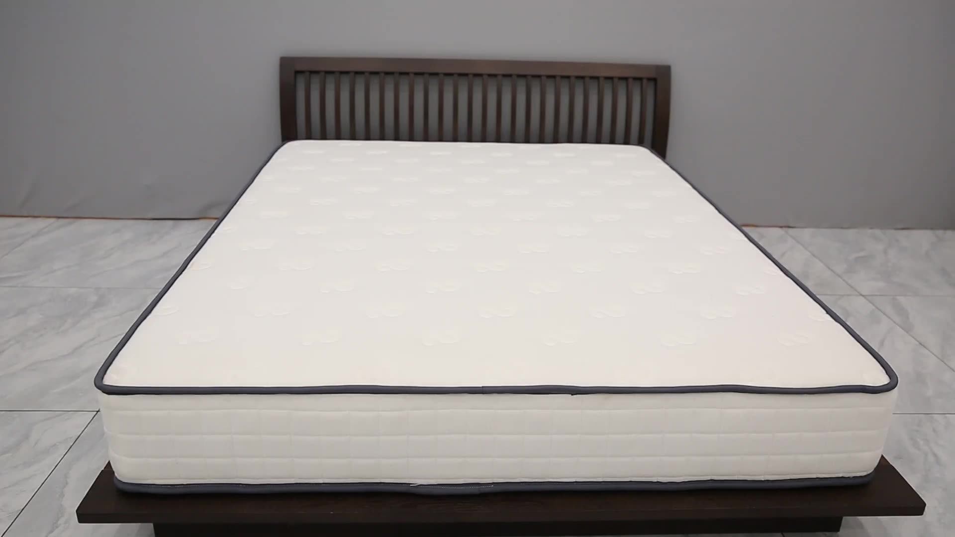 Customized Cheap Comfort High Quality Bonnell Spring Foam Queen Double