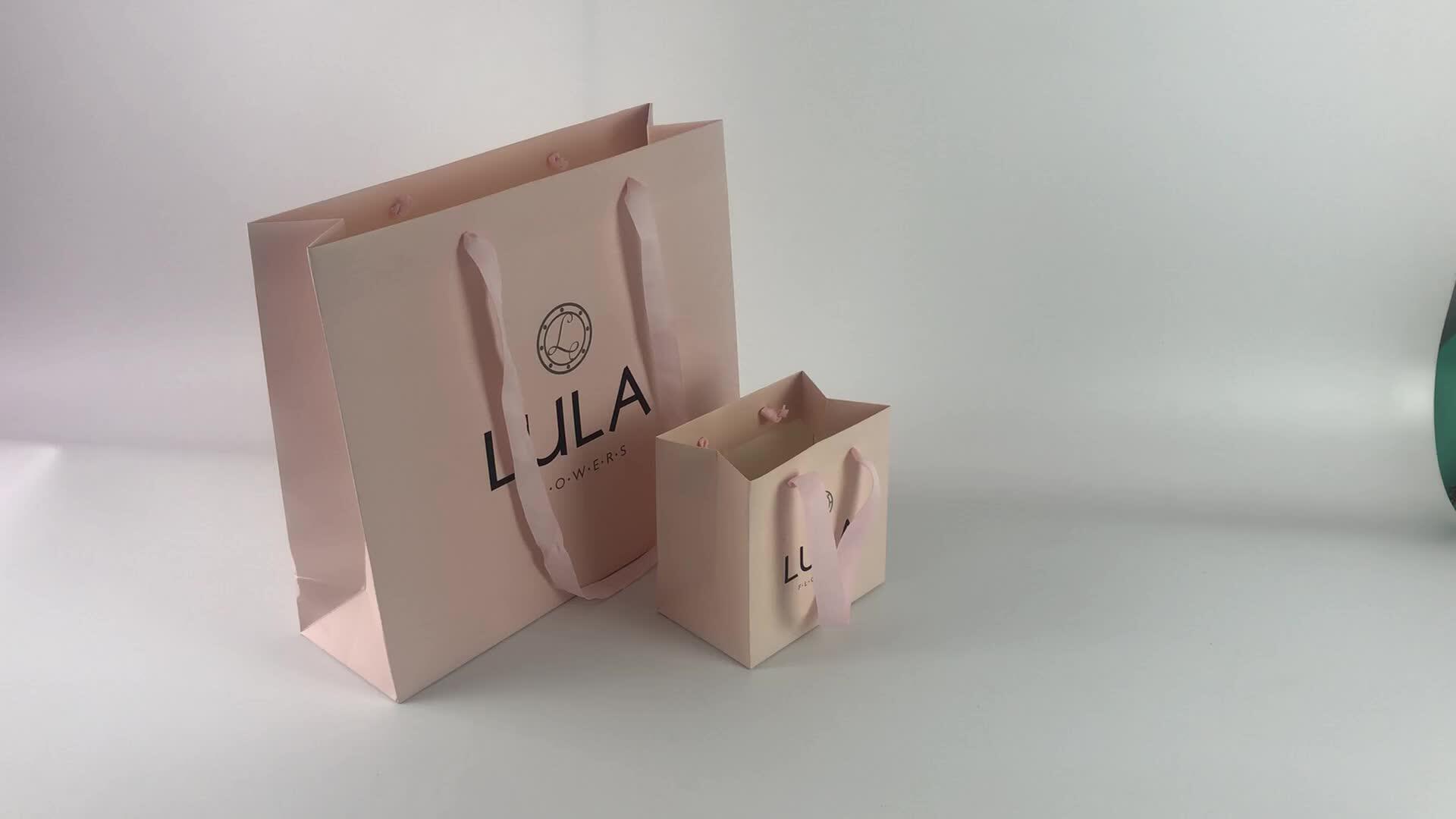 Cheap Personalised Logo Printed White Paper Bags With Shoulder Length