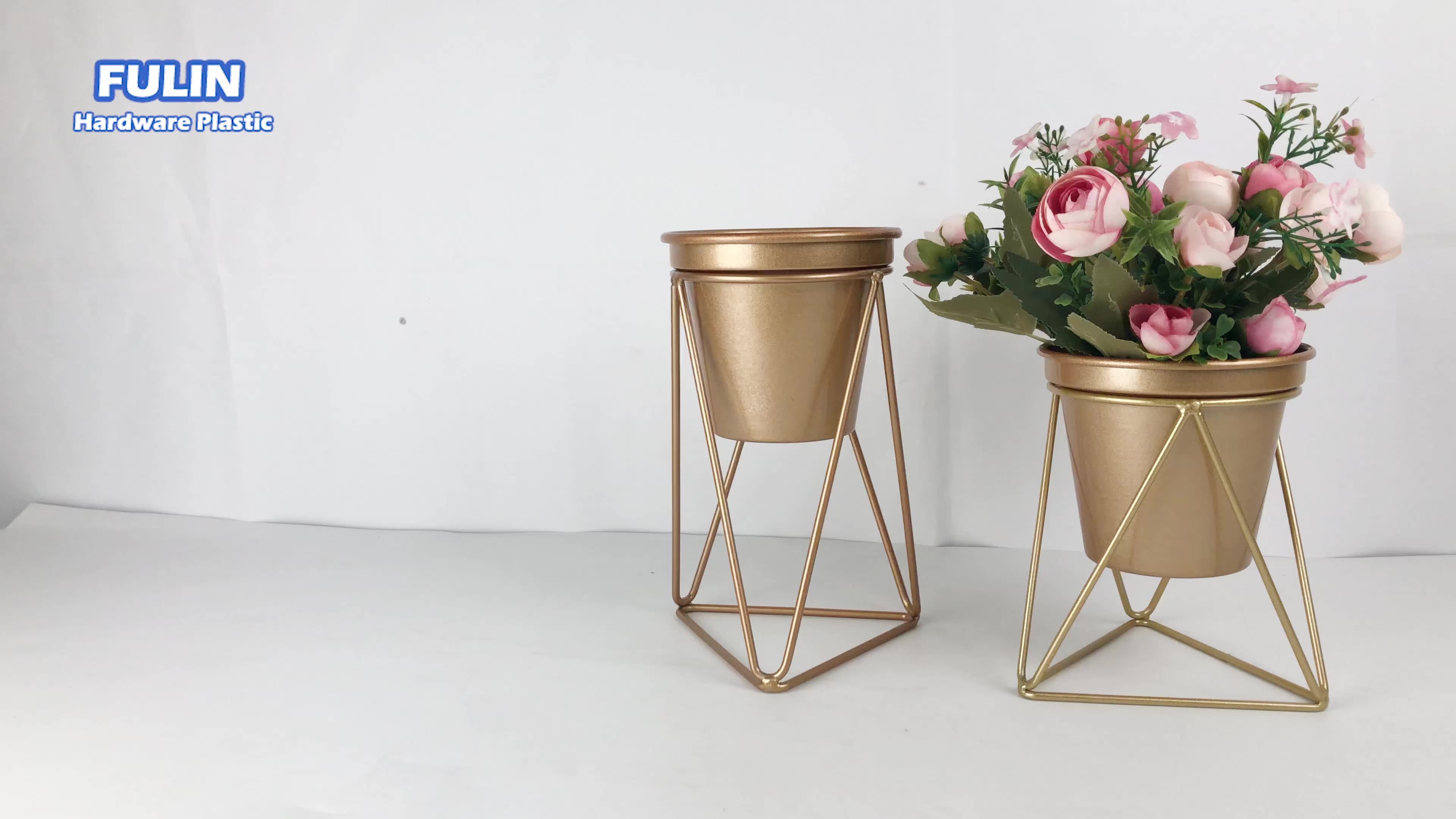 Simple And Stylish Plant Stand Gold Metal Flower Stand Innovative Home
