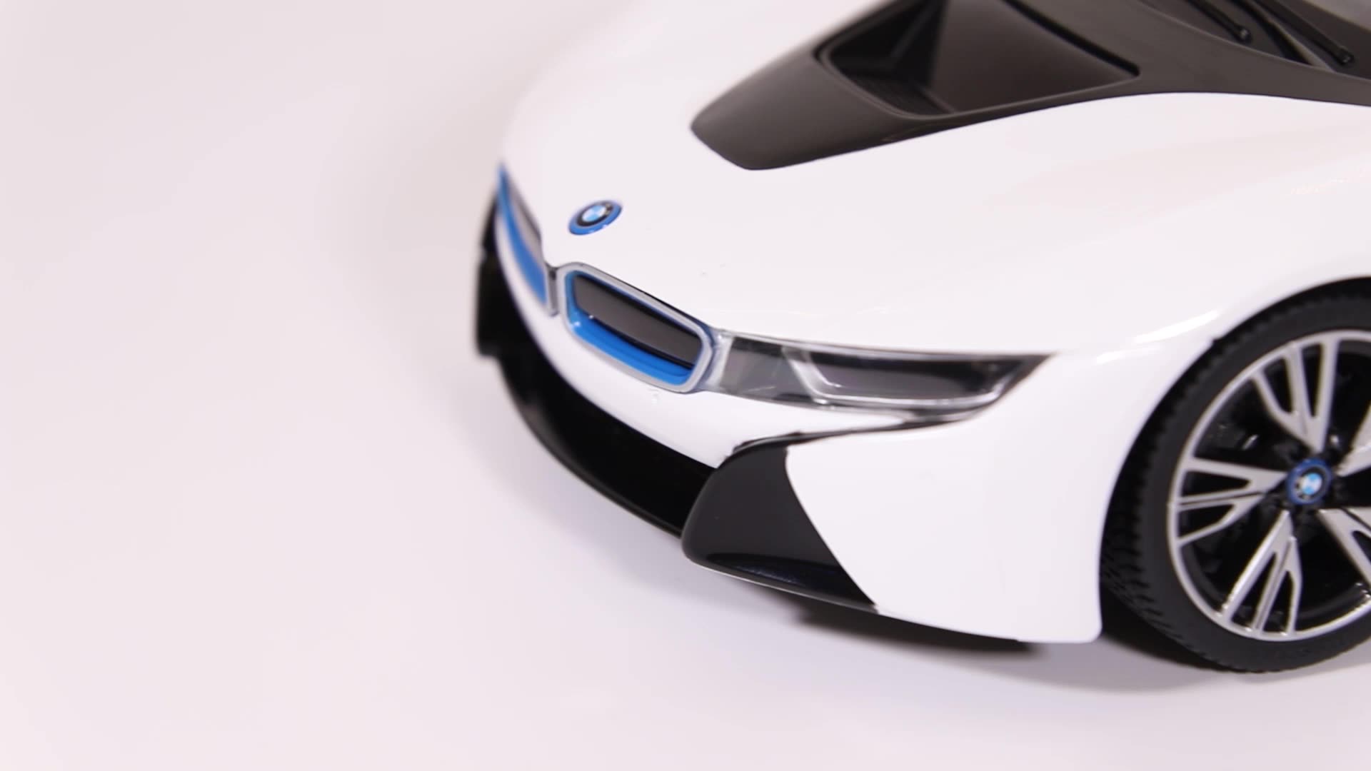 BMW F45 218d 車両動き出し警告点灯 -