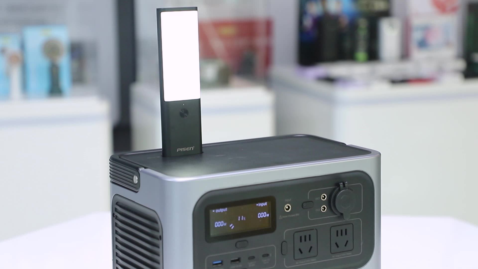 Outdoor Energy Storage Power Supply 220v 230v Portable And Reliable