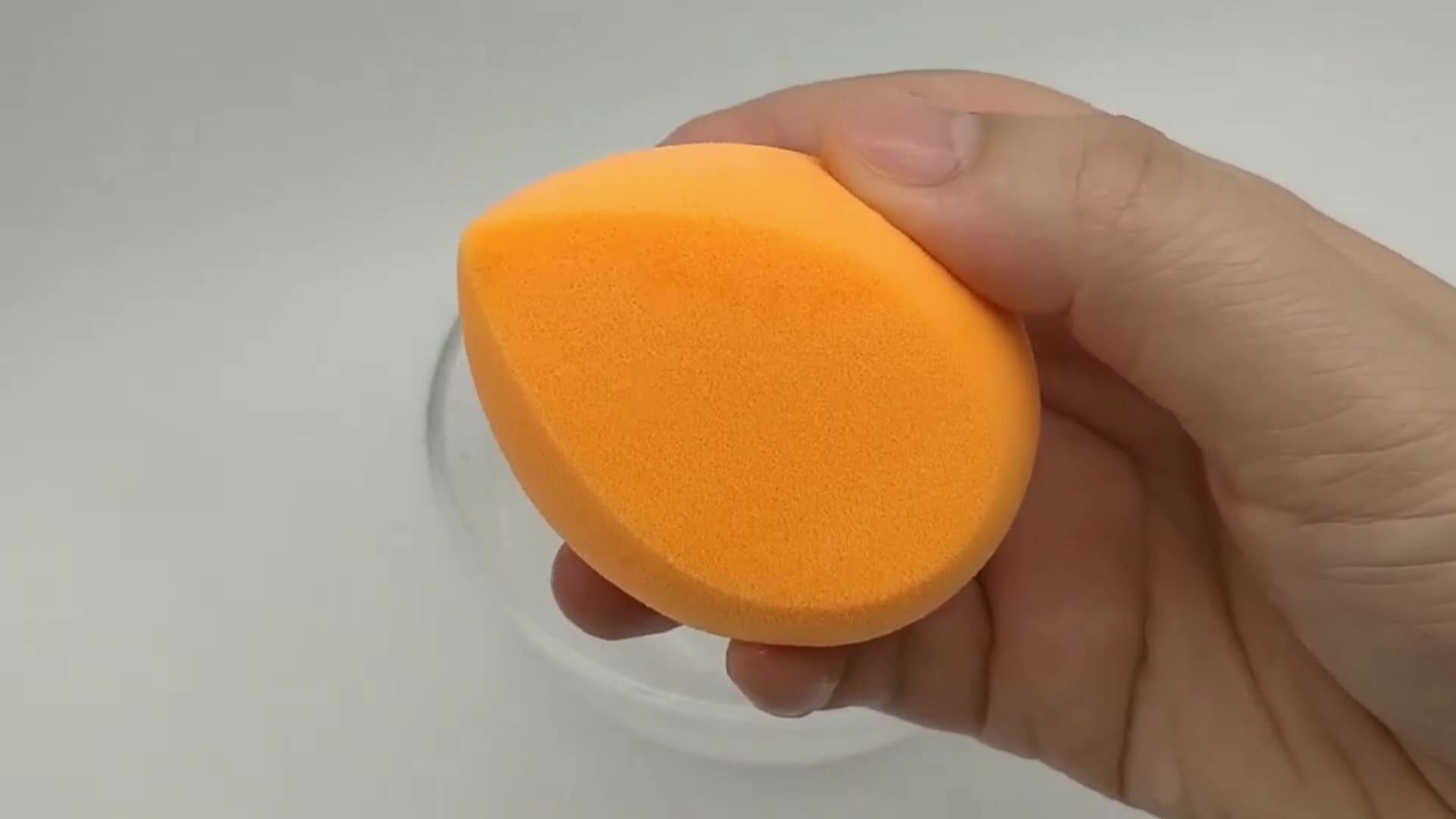 Hydrophilic Foam Face Cosmetic Maku Up Foundation Blending Blender