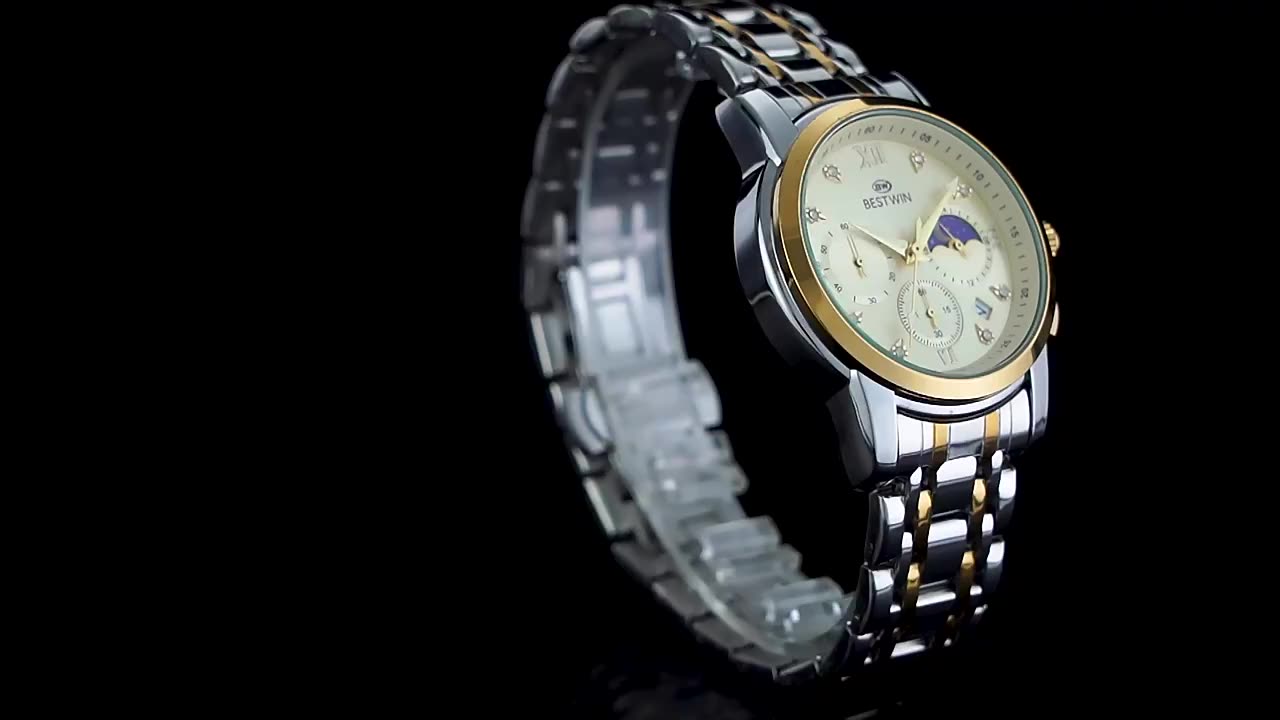 T0305 BESTWIN トライアングル メンズウォッチ 防水 シルバー黒