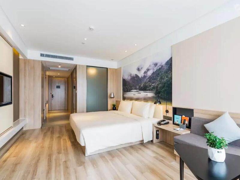 Hangzhou Future Science and Technology City HaiCreation Garden Yadow Hotel Senior Large Bed Room