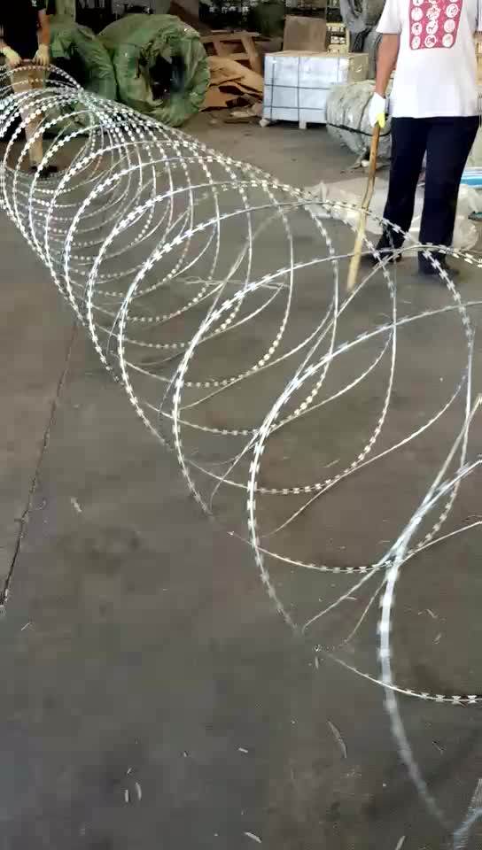 Low Price Concertina Razor Barbed Fencing Wire Combat Wire Philippines
