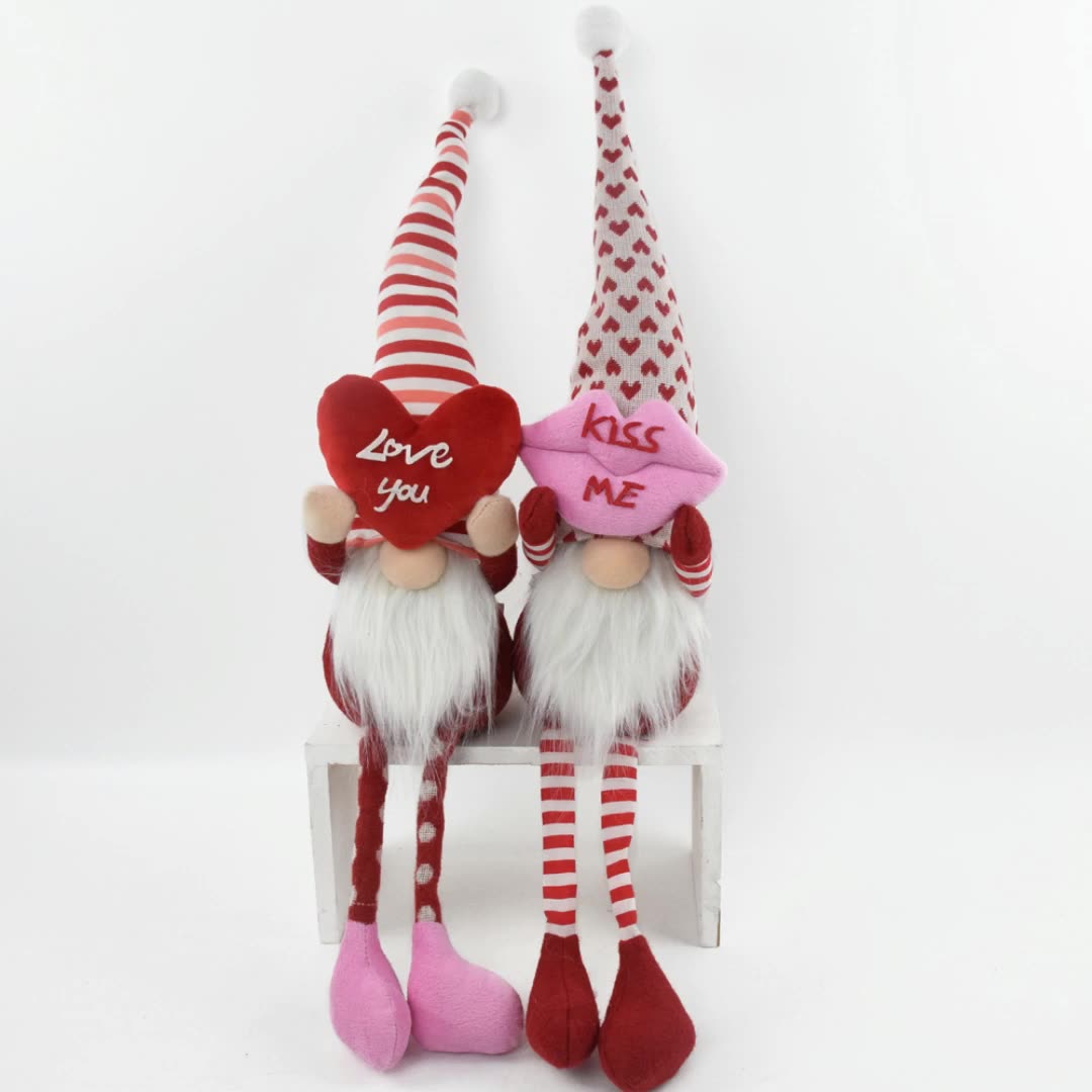 Valentine's Day Felt Gnome Gift Sitting Gnome Ornament Hold Heart With