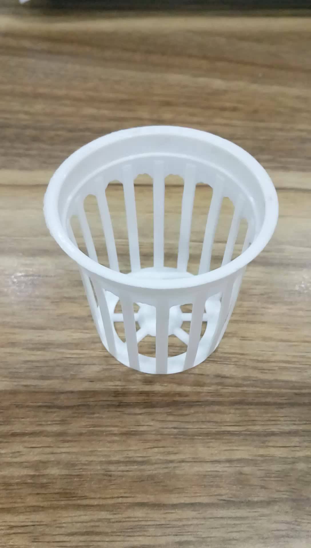 Black Plastic Hydroponic Planting Mesh Net Flower Pot Basket Plant Grow