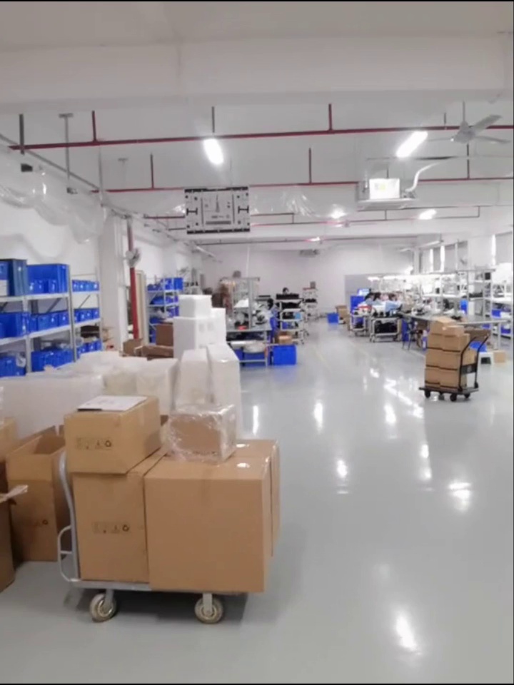 12倍4K会议摄比如头、HDMI+SDI+USB3+RJ45一切接口+RTMP推流直播+RTSP、云台相机天花板来了？