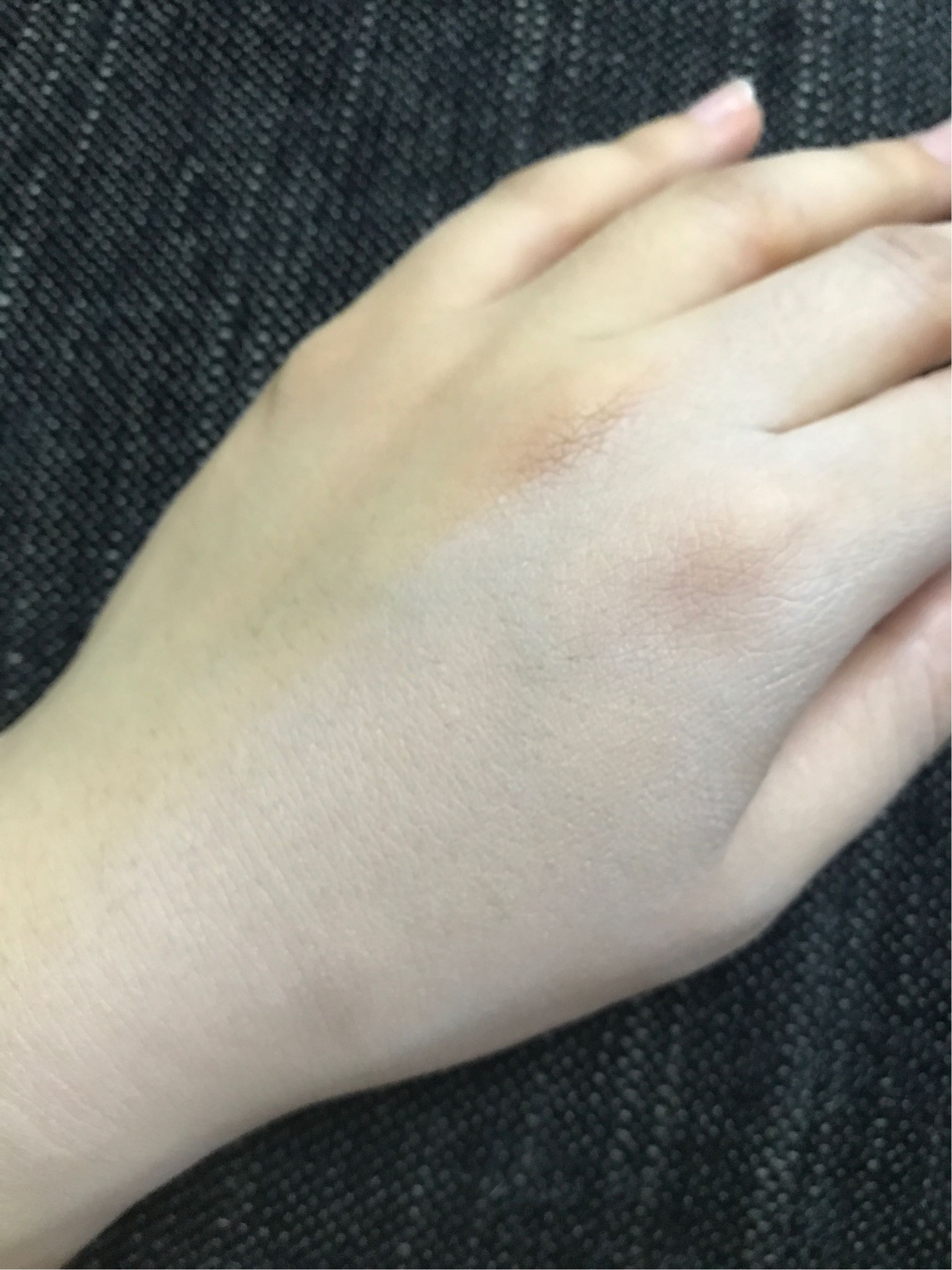 自然堂雪润皙白多重防晒隔离霜