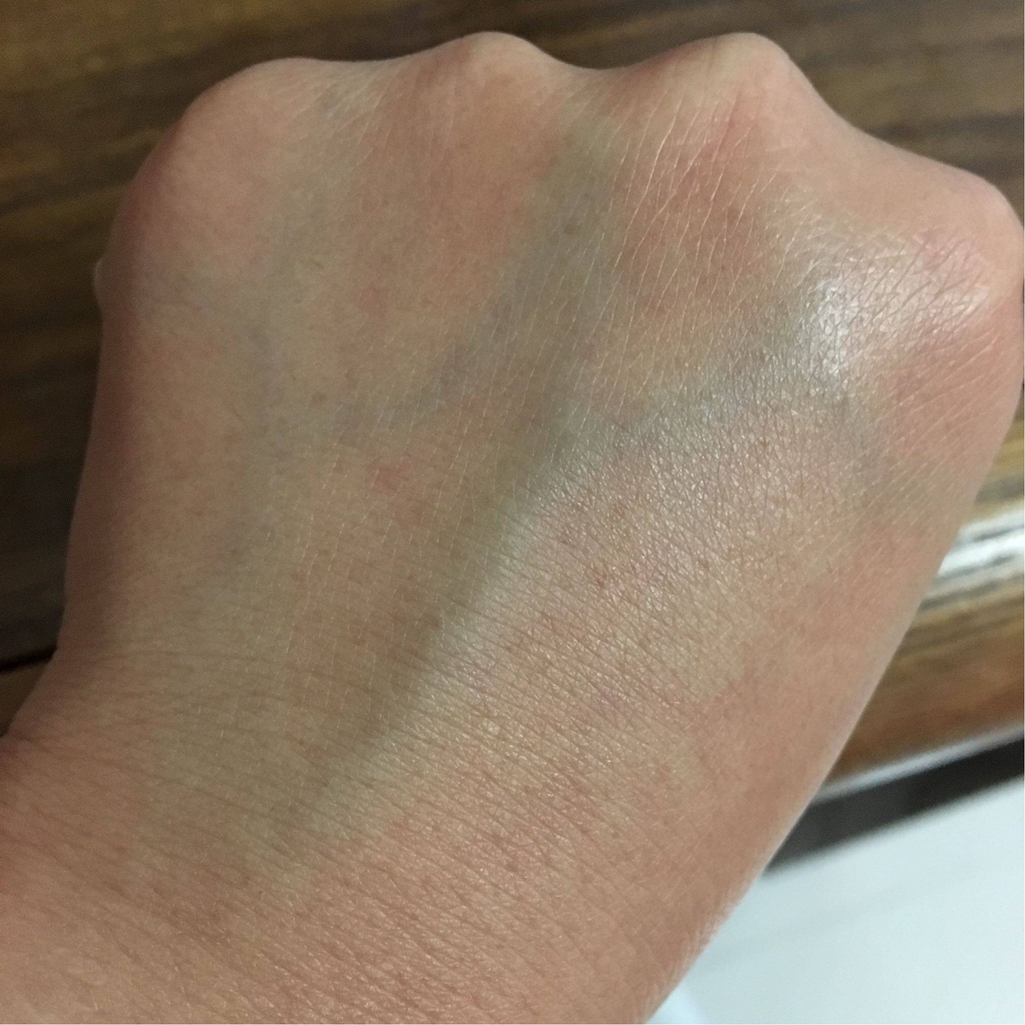 自然堂凝时鲜颜冰肌水