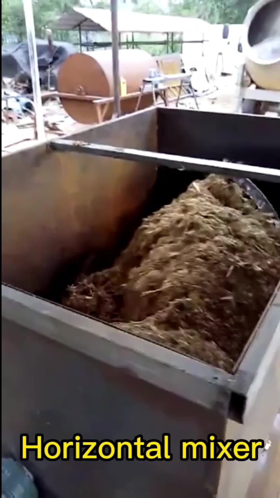 Industrial Horizontal Ribbon Mushroom Compost Granulated Fertilizer