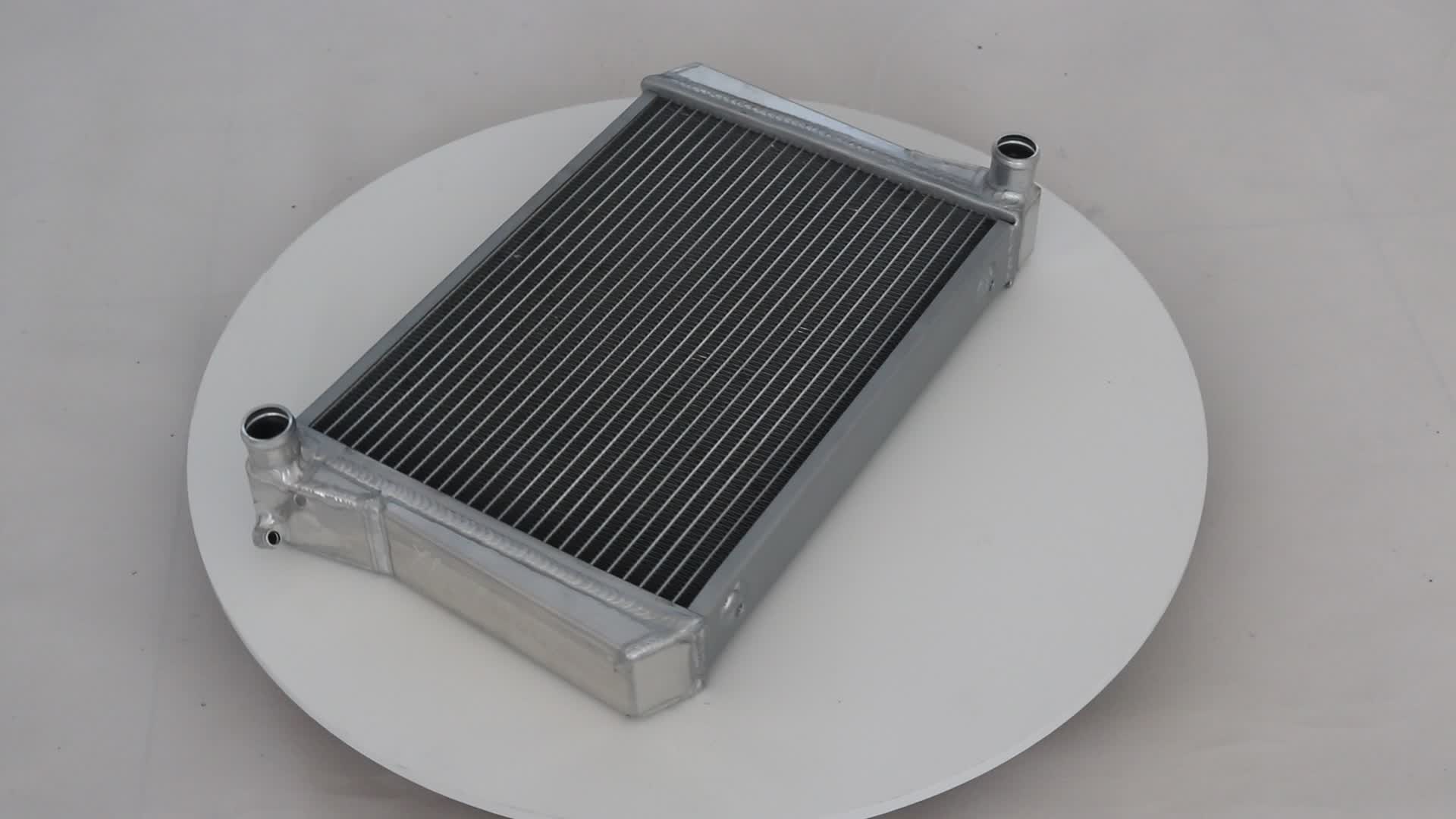 Гоночный радиатор. Радиатор алюминиевый vw golf mk6. Гоночный радиатор. Гоночный радиатор. Satsg-vw0004-r.