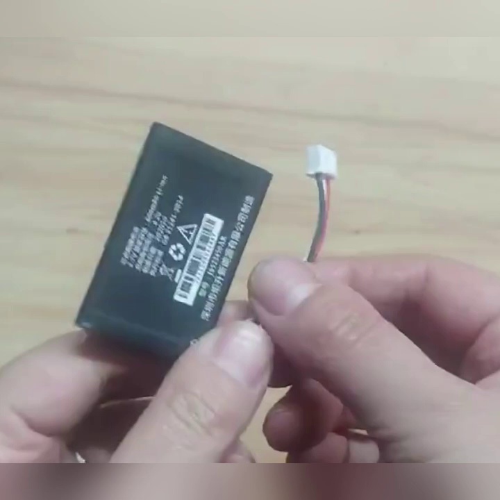 这电池只要25块。我家座机居然还可“续命”十年。