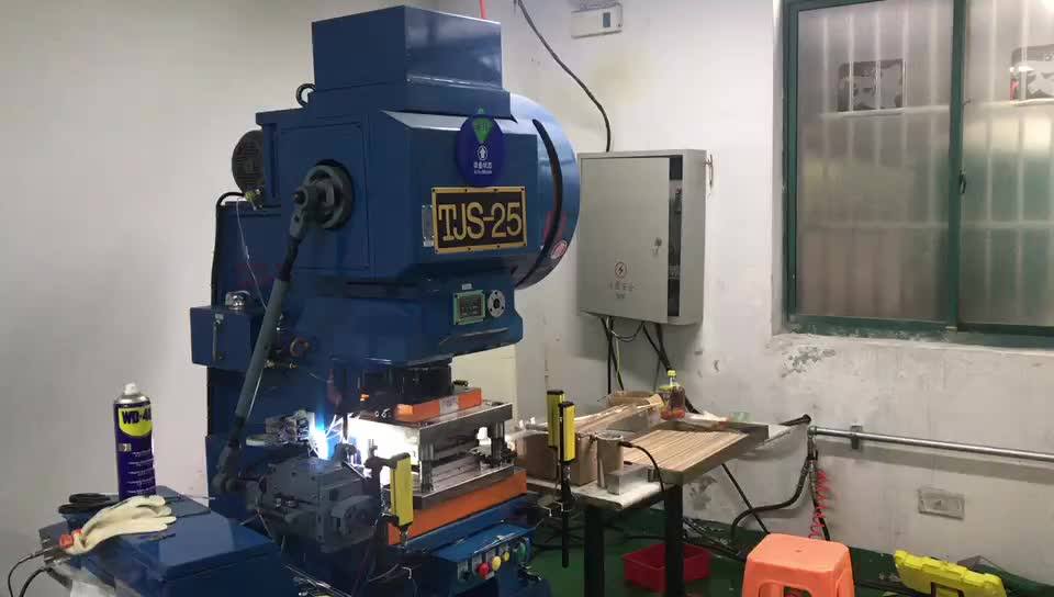 Laird Emi Gasket Rf Shielding Beryllium Copper Fingers For Mri Room