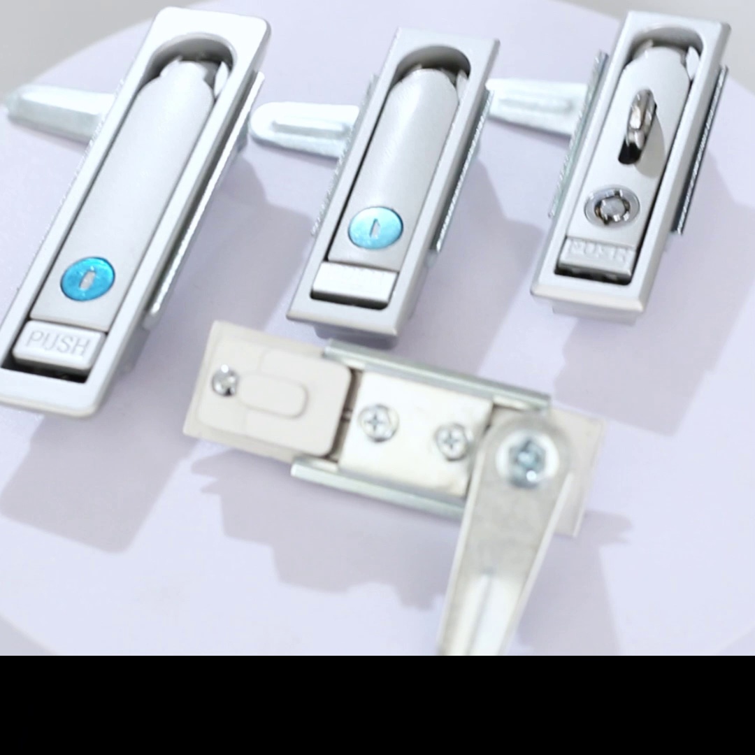 7块钱的电箱锁、真能够防住偷电的。我拆了3个真机才敢说