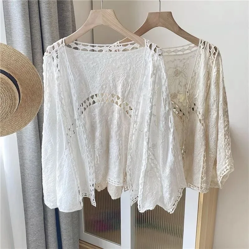 Cross-border exclusive for Europe and the United States summer explosions cardigan women's coat lace crochet beach sunscreen seven-point sleeve