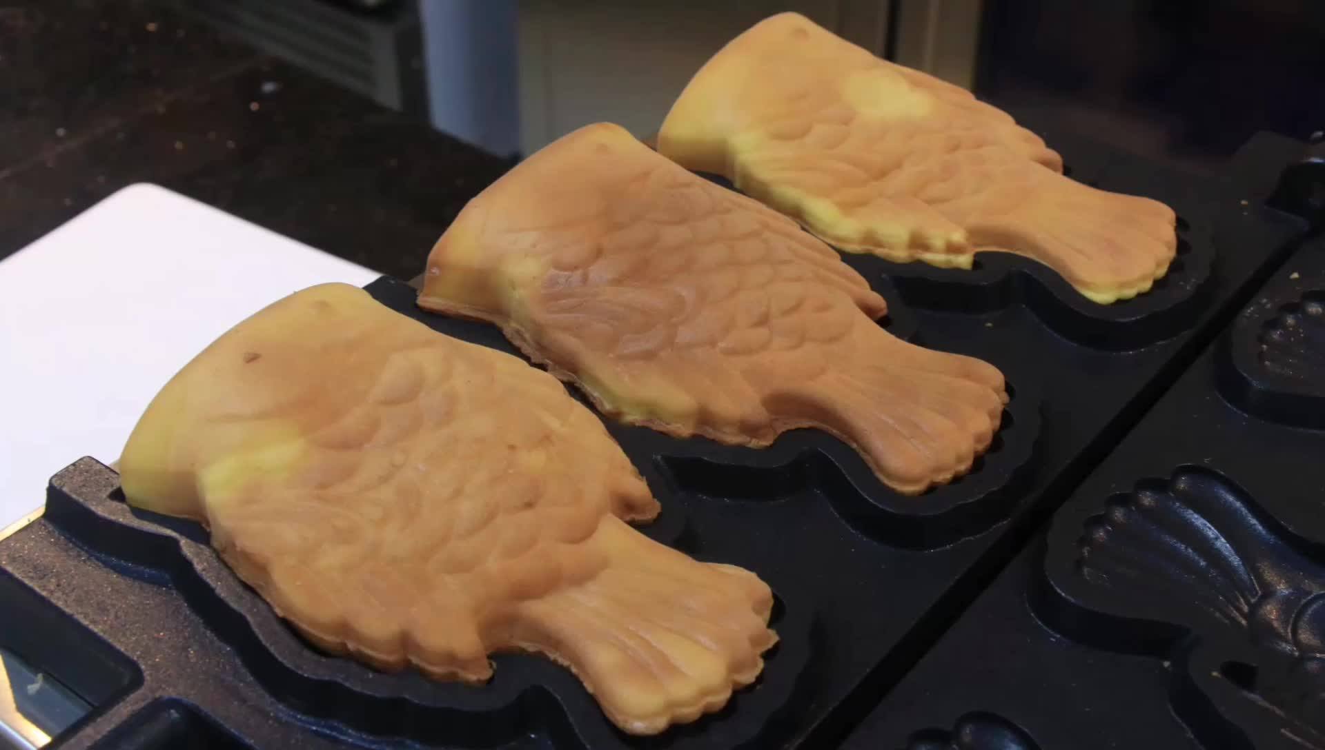 Nonstick Commercial Korean Japanese Ice Cream Fish Shape Waffle Cone