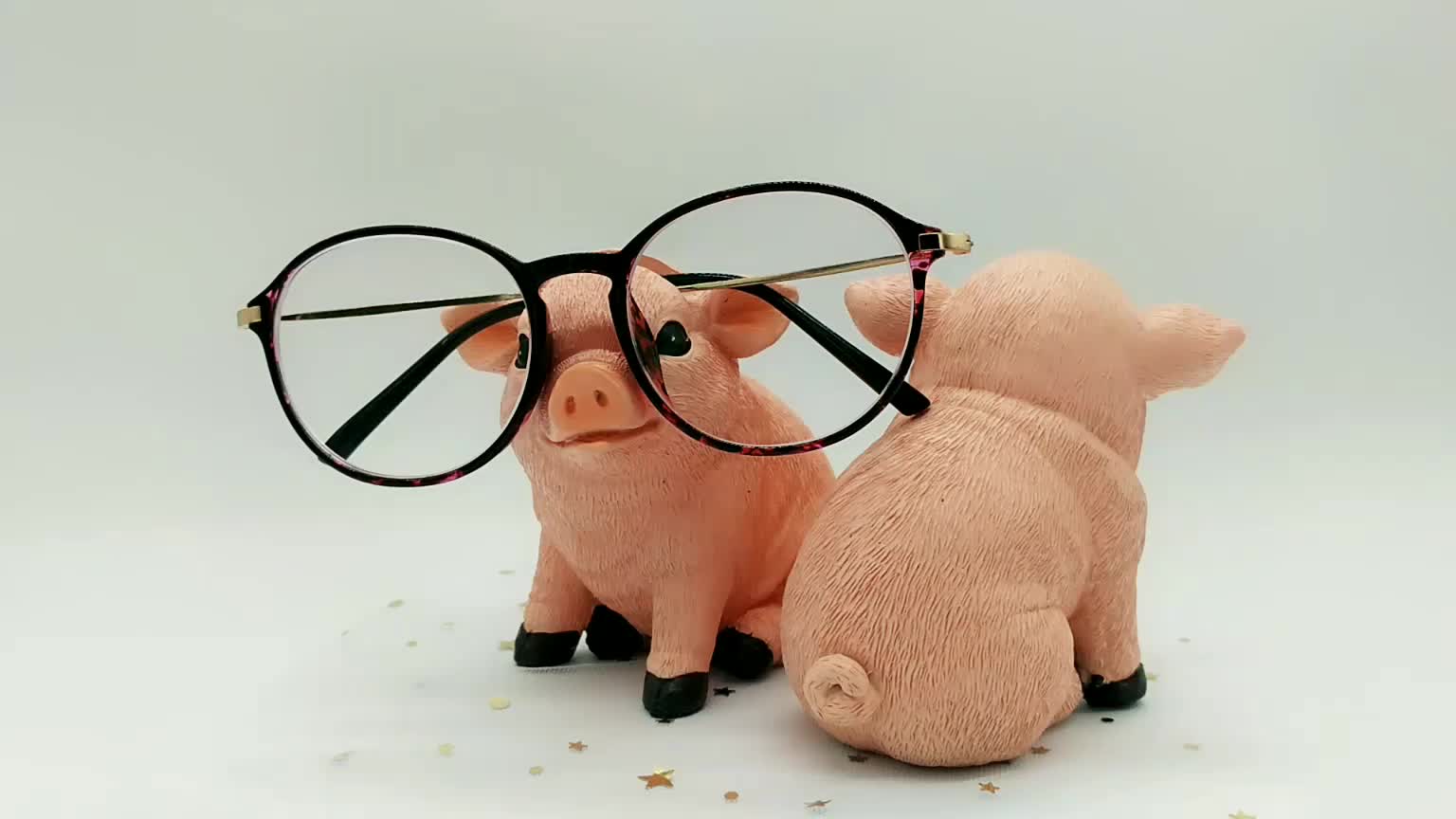 Lovely Resin Gift Craft Decorative Pig Animal Figurines Eyeglass