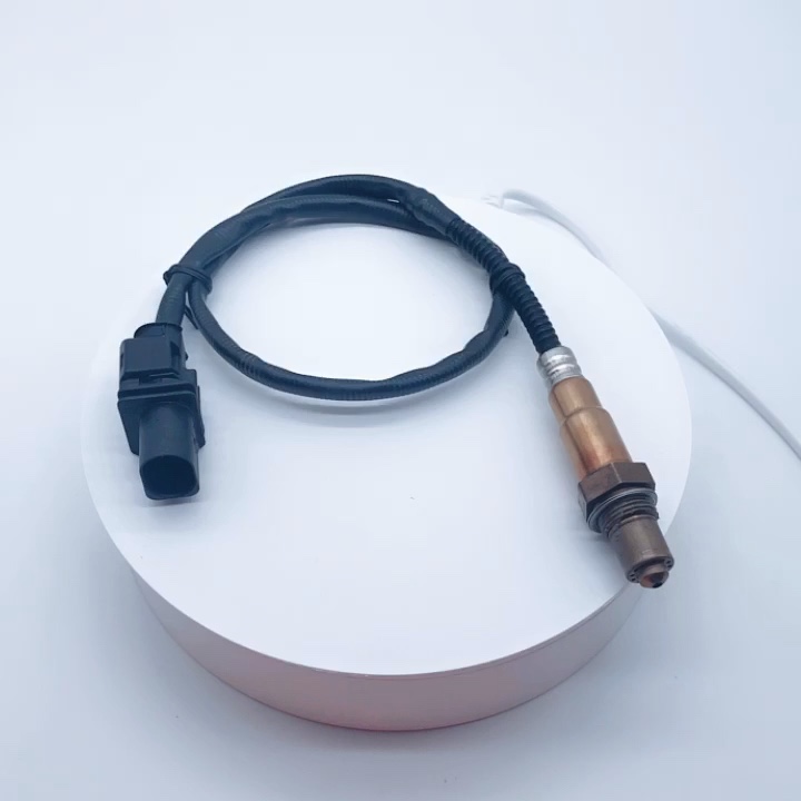 アオ 0258017506/690mm Lambda Oxygen Sensor for MG:10128840/LSU 4.9