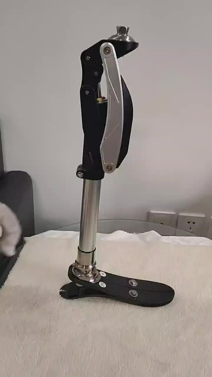 Prosthetic Legs That Can Walk Normally Are Used For Patients With Leg