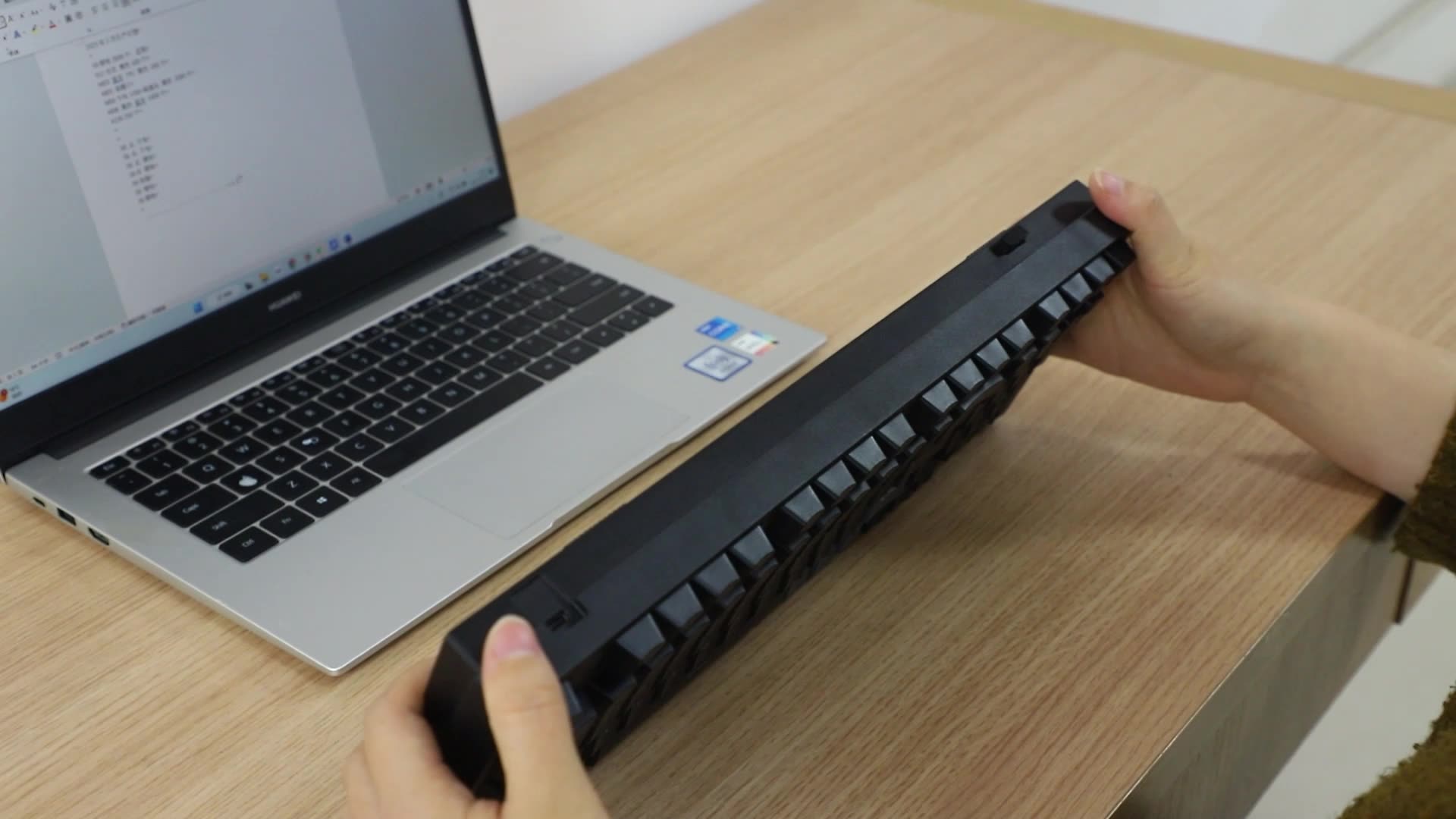 Mechanical Keyboard Wireless Compact Pc Keyboard With Number Pad Red