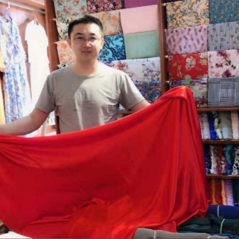 大姐夫的高定服装面料