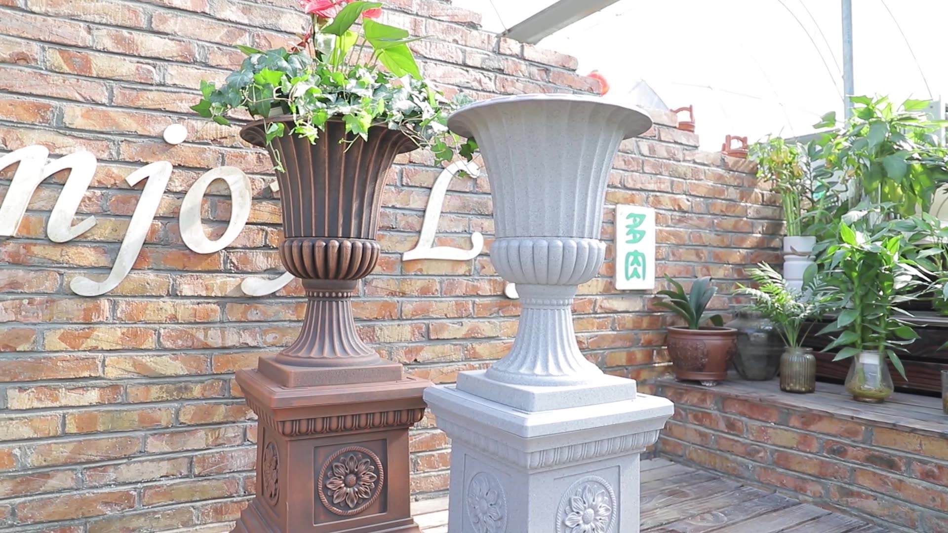 Roman Style Garden Plastic Large Urn Flower Pots Planter Wholesale