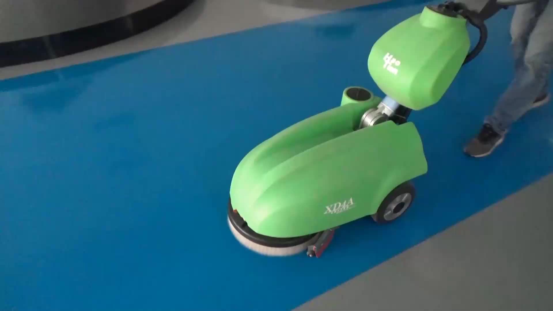 Battery Operated Floor Cleaning Machine Xd4a Scrubber Dryer Floor Tile