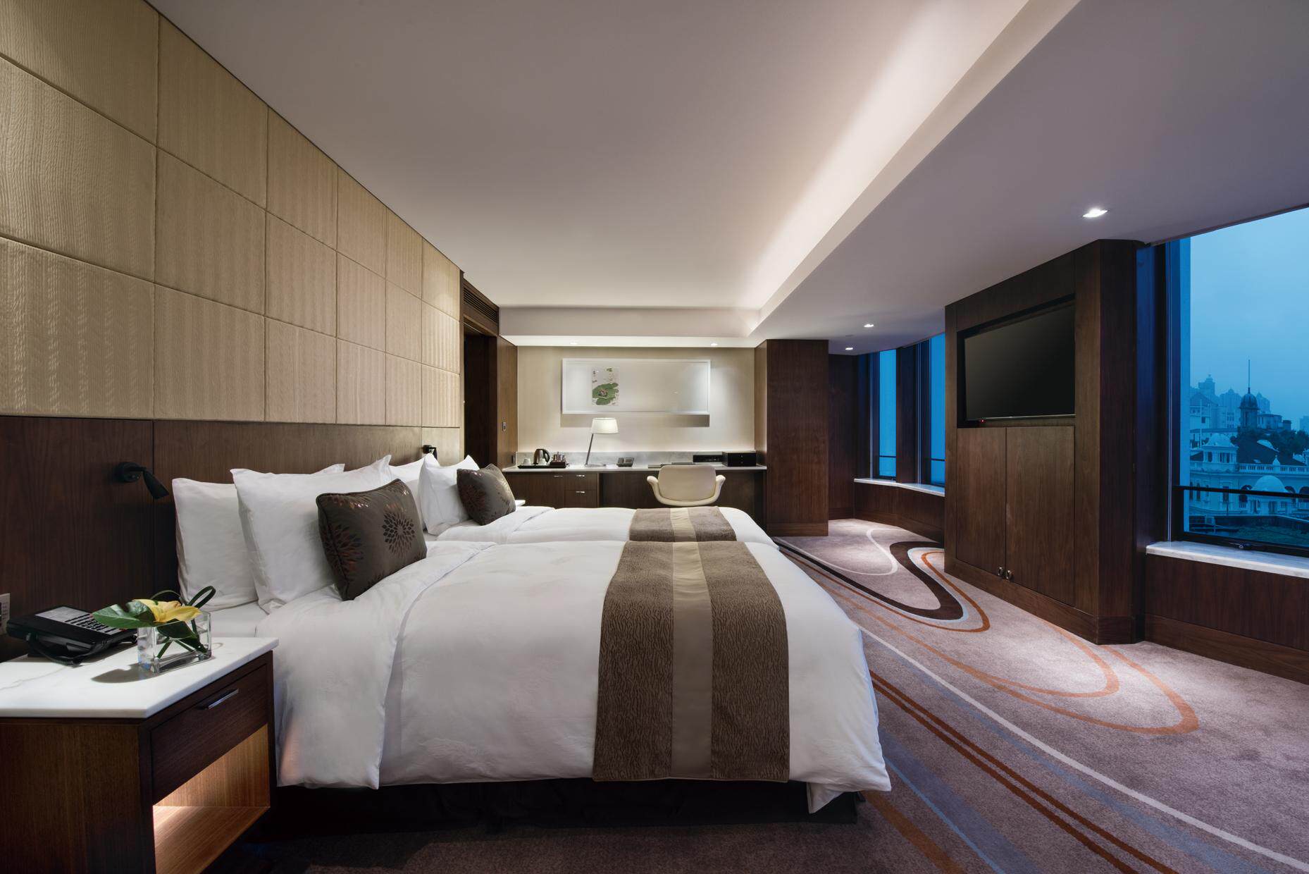 Guangzhou White Swan Hotel Deluxe City View Twin Room