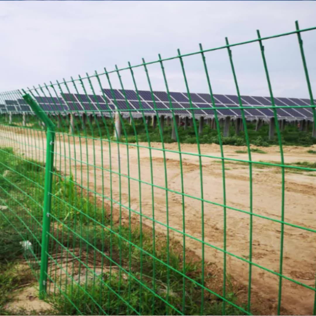 Srx 001 2*3m Steel Metal 3d Bending Curved Garden Farm Fence Sport