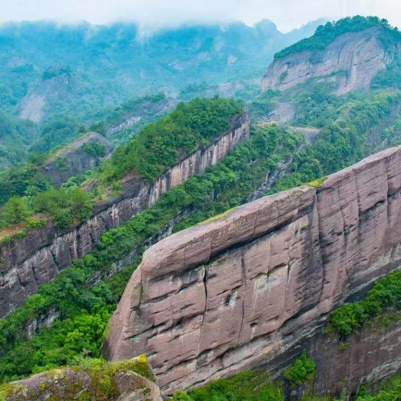 探寻山水之美，尽在[冠豸山-冠豸山景区竹安寨门票+九龙湖(送竹筏)] 🌲🏞️-旅行团-淘宝好物网