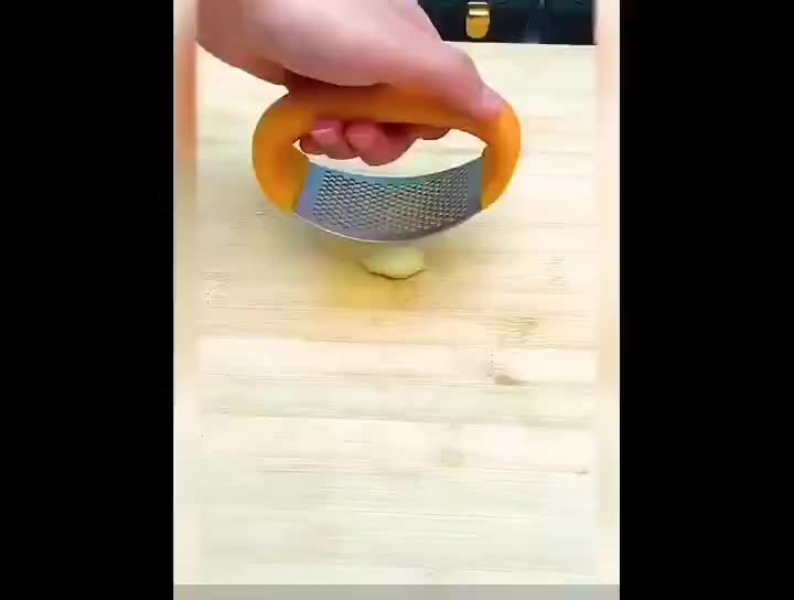 Garlic Masher Manual Pressure Garlic Clamp Household Masher Mashed Garlic Artifact Kitchen Tool