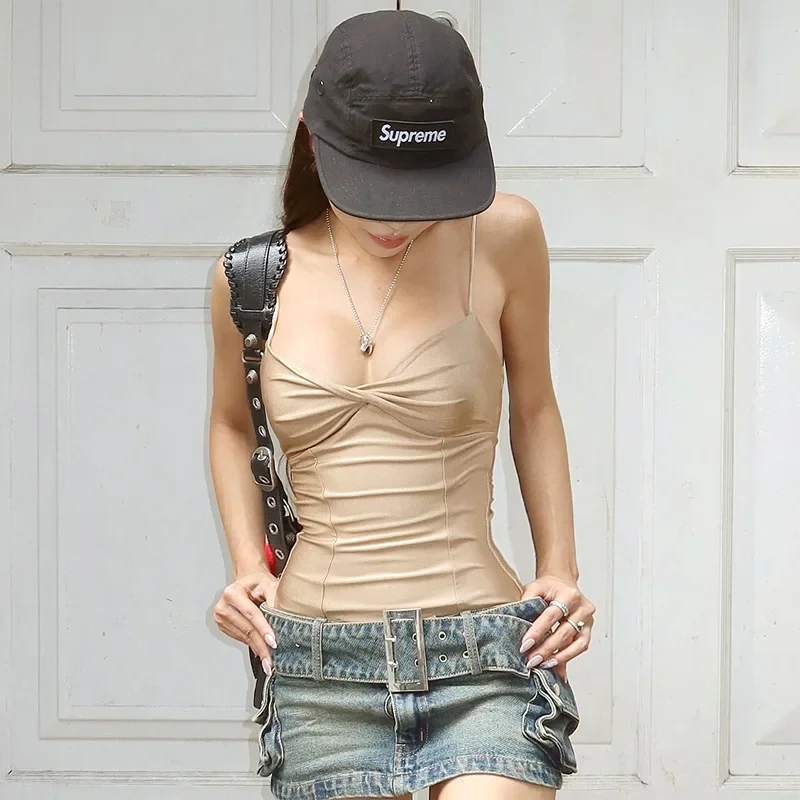 Q25TP031 suspender vest for women with Hong Kong style retro cute clavicle top knitted short summer wear
