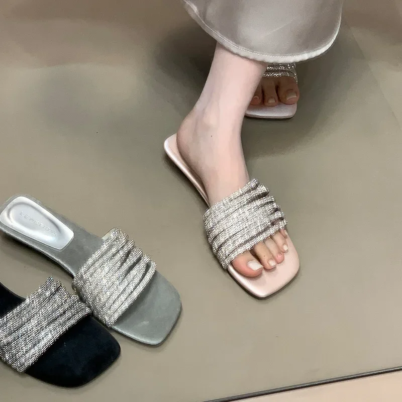 Fashion Slippers Women's Summer Outer Wear Lazy rhinestone with Low Heel Open Toe Slides High-end