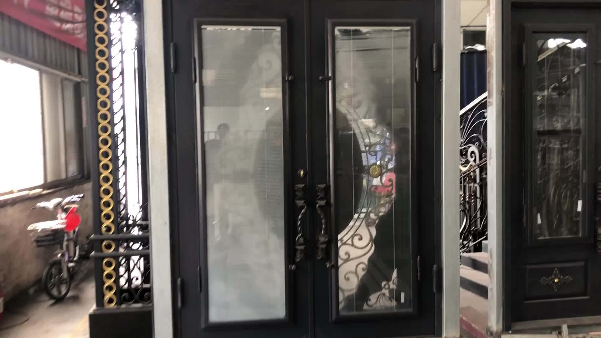 Wholesale High Quality Kerala Wrought New Iron Grill Door Windows