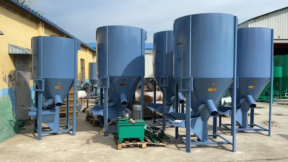 1 Ton Small Vertical Animal Feed Mixer Vertical Poultry Feed Grinder