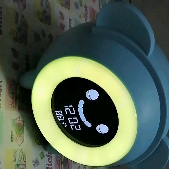 2020 New Modern Cute Shape Child Baby Digital Alarm Clock Sleep Trainer