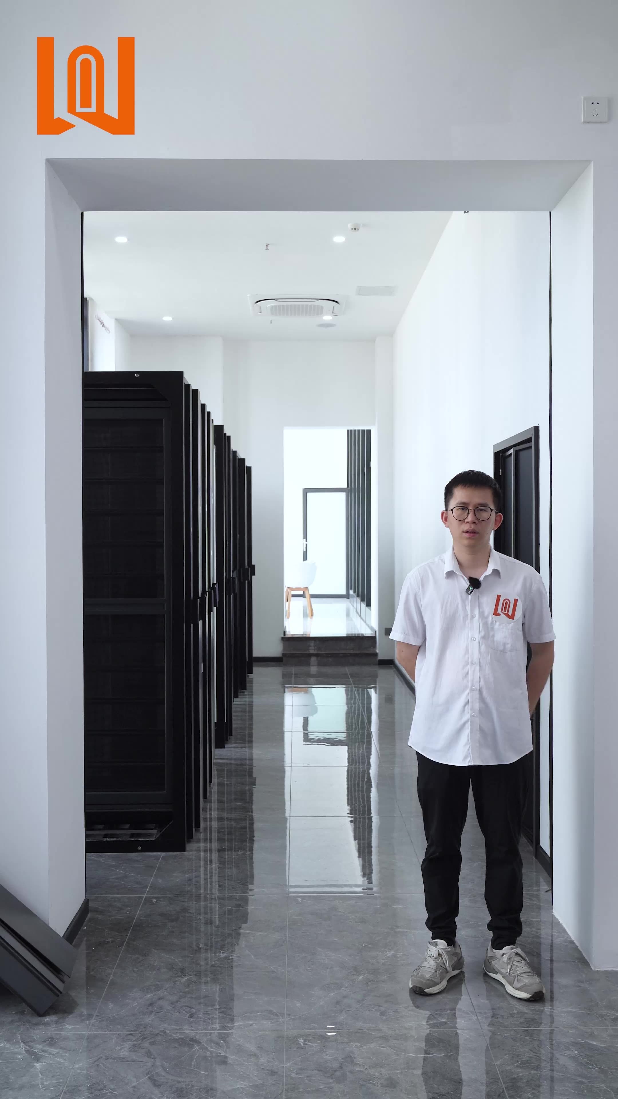 Wanjia Bulk Wholesale Bifold Folding Garage Door Aluminum Garage Door