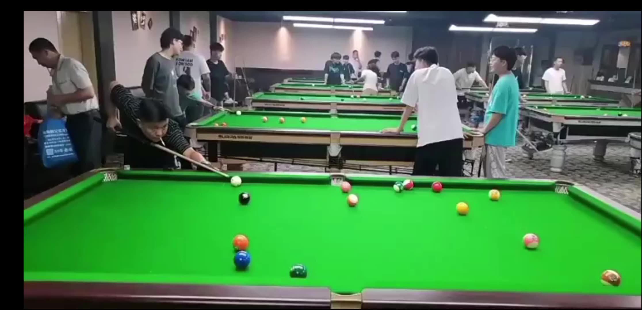 Бильярдный стол Карамболь